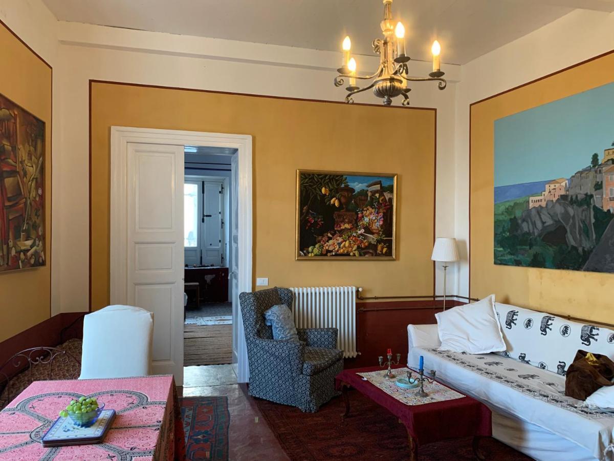 Palazzo Carratelli Apartman Amantea Kültér fotó