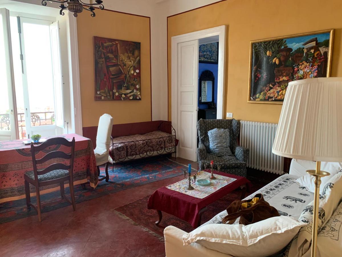 Palazzo Carratelli Apartman Amantea Kültér fotó