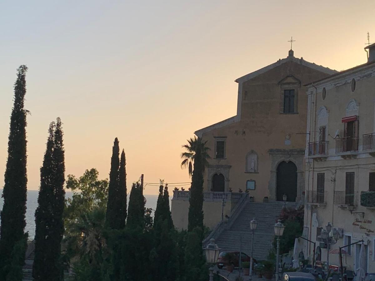 Palazzo Carratelli Apartman Amantea Kültér fotó